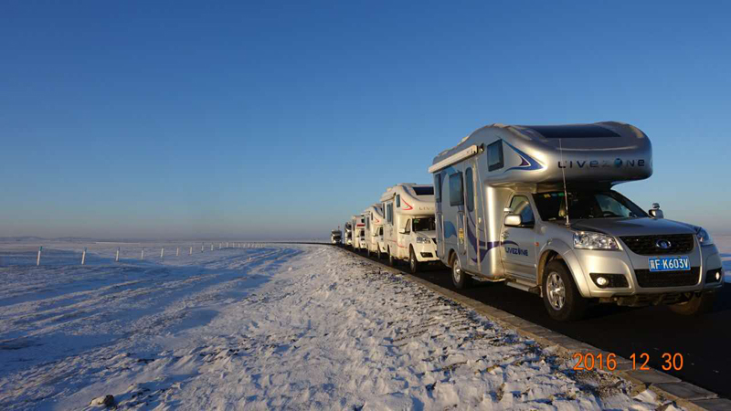 深度房車體驗，四驅(qū)房車必選
