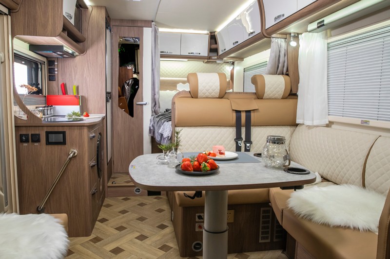 新年新房車展會，新車多選擇