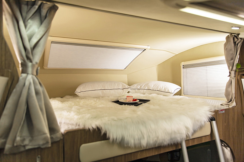 很多人喜歡睡這款房車，確實舒服