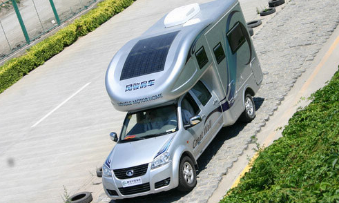 你沒看錯，歡迎來到2012年的房車世界！